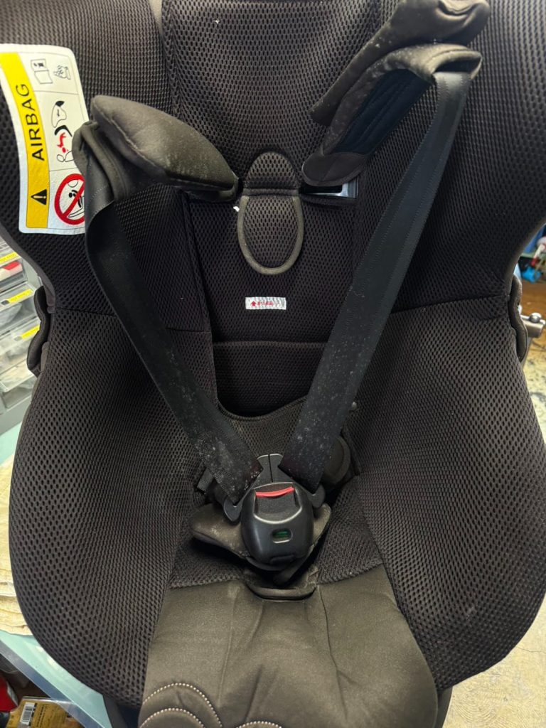 チャイルドシート　保管方法　おすすめ　カビ　虫　ホコリ　しまう　シートクリーニング